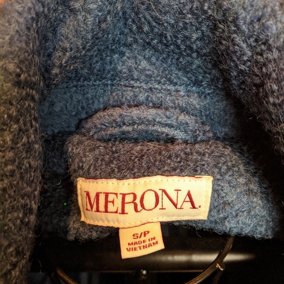 Winter coat - Picture 3 of 3